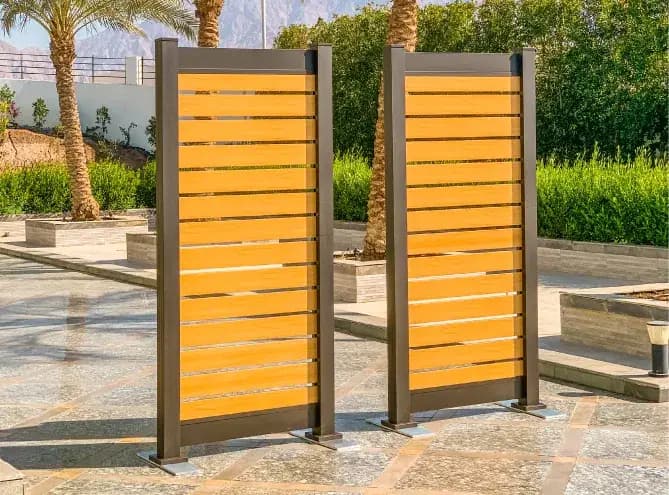 Aluminum privacy screen panel